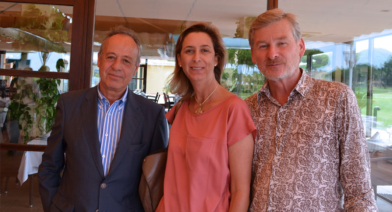 EN BUENA COMPAÑÍA. Buen ambiente el registrado durante la celebración de las Bodas de Plata del Club de Golf. En la imagen, José Ruiz (izquierda), director general Hipotels, Dusan Ocepek, director comercial de Hipotels e Isabel Domecq.