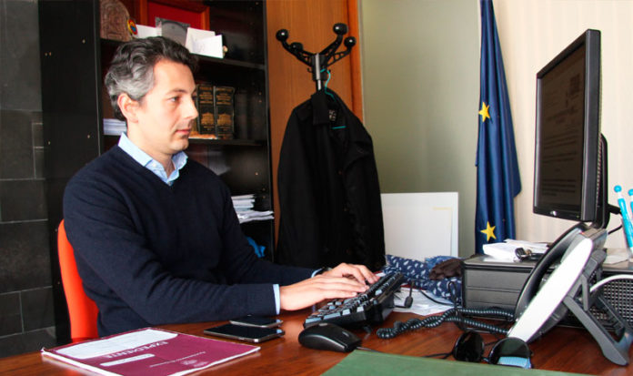 El portavoz asegura que Chiclana está en línea ascendente.