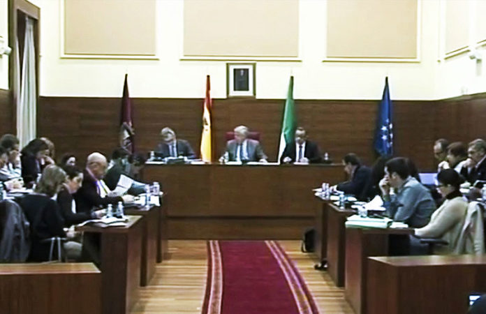 La celebración de la sesión ordinaria del pasado mes de enero.