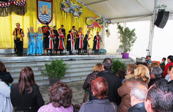 Agrupaciones por calles y plazas.